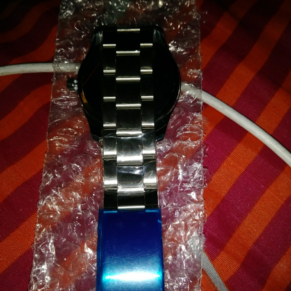Men's watch - Picture 3 of 3